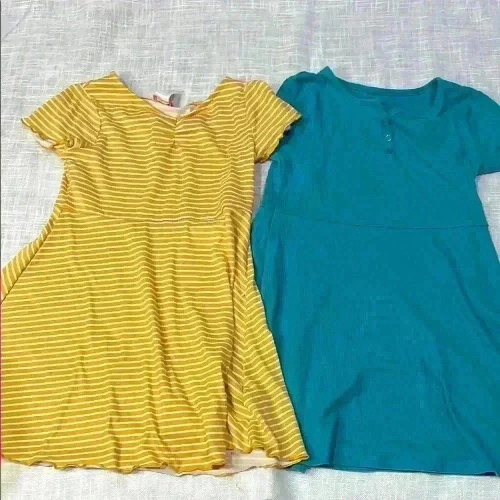 SET OF TWO GIRLS DRESSES IN YELLOW AND TEAL